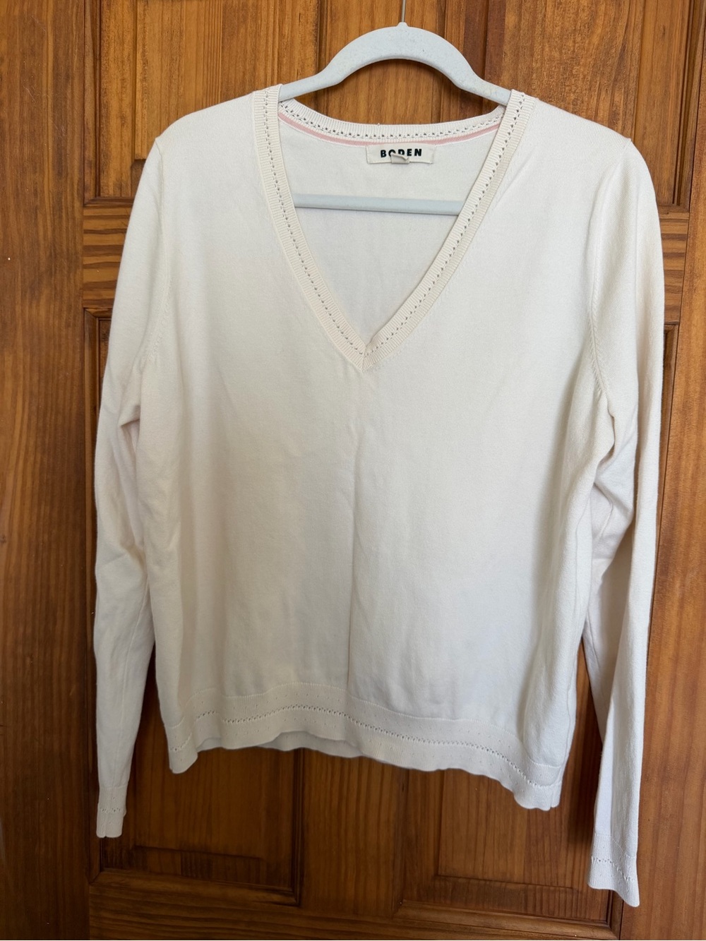 Boden Soft Cream V-Neck Knit sweater